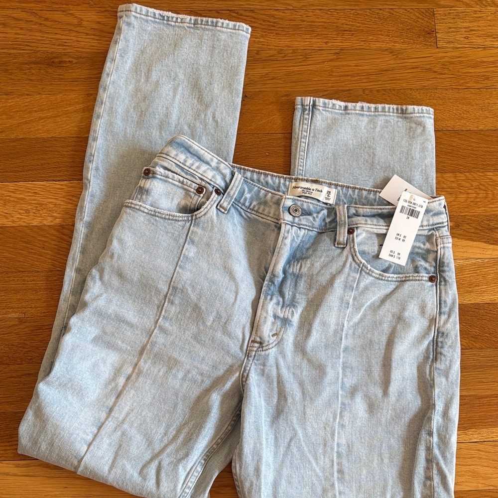 Abercrombie & Fitch Skinny High Rise Jeans